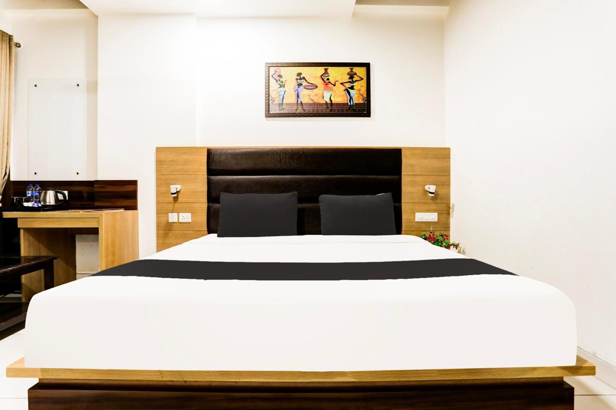 O Jmk Hotel