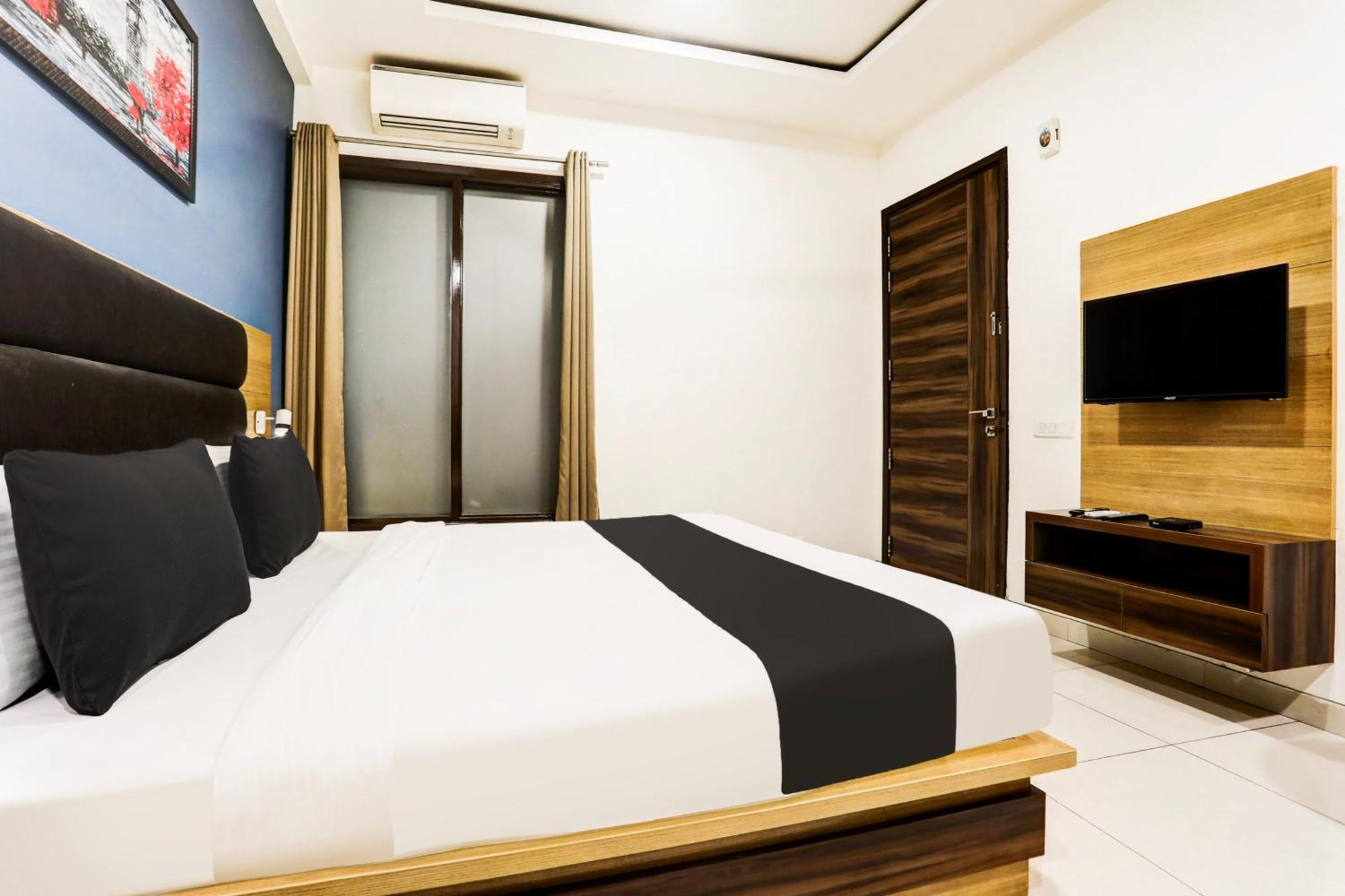 Hotel O Jmk