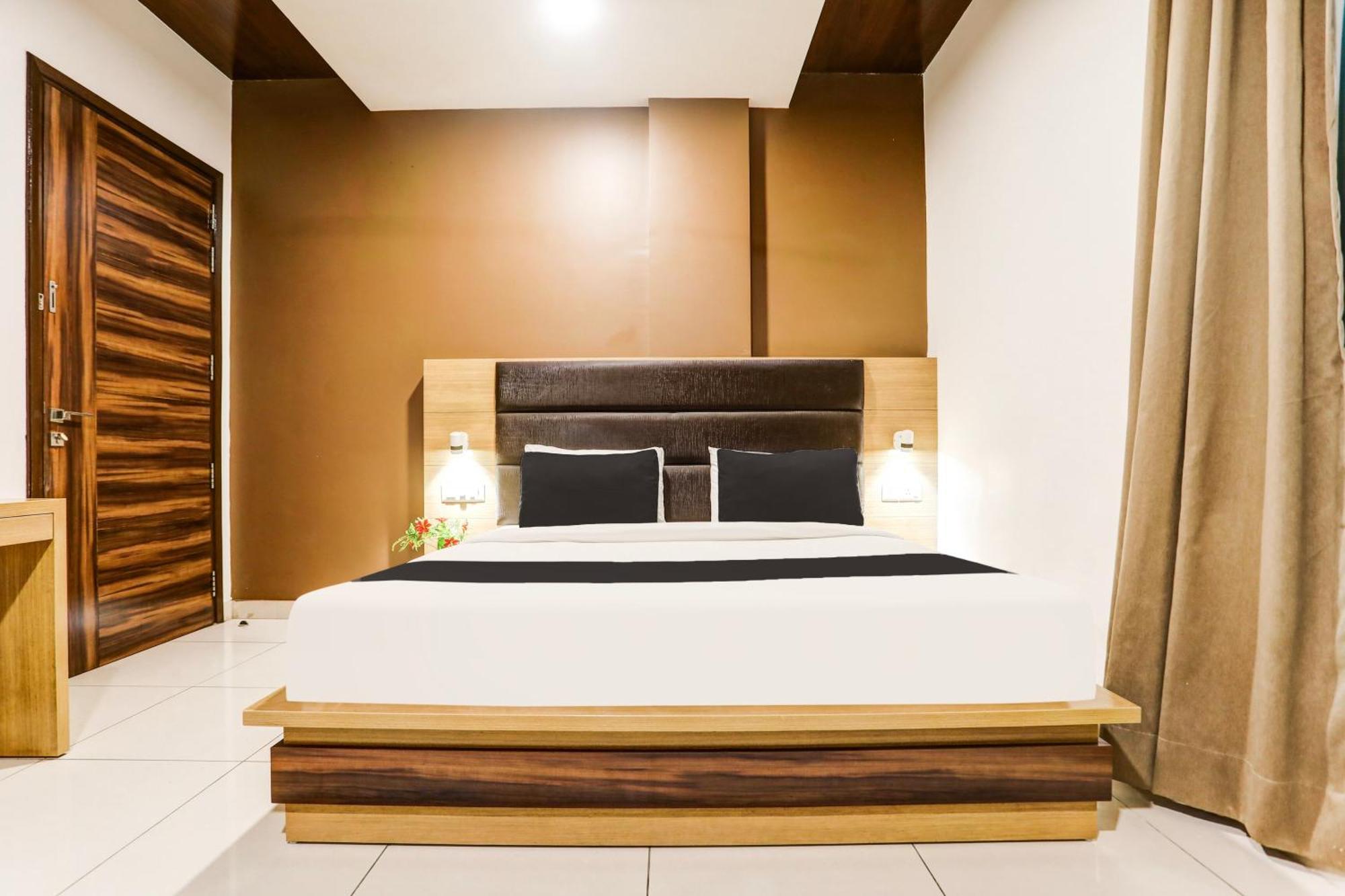 O Jmk Hotel