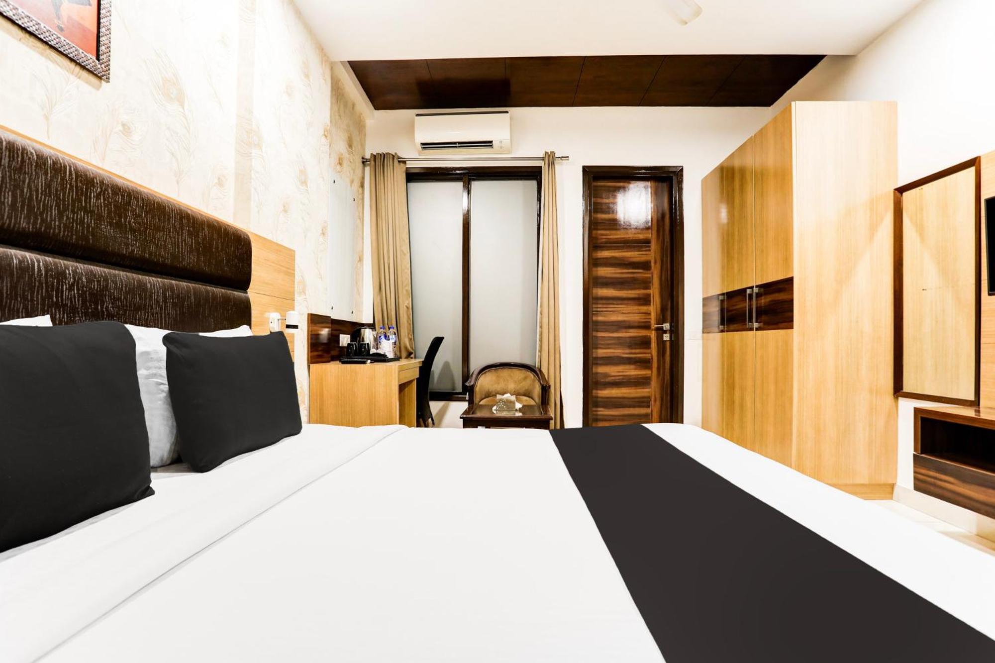 Hotel O Jmk New Delhi